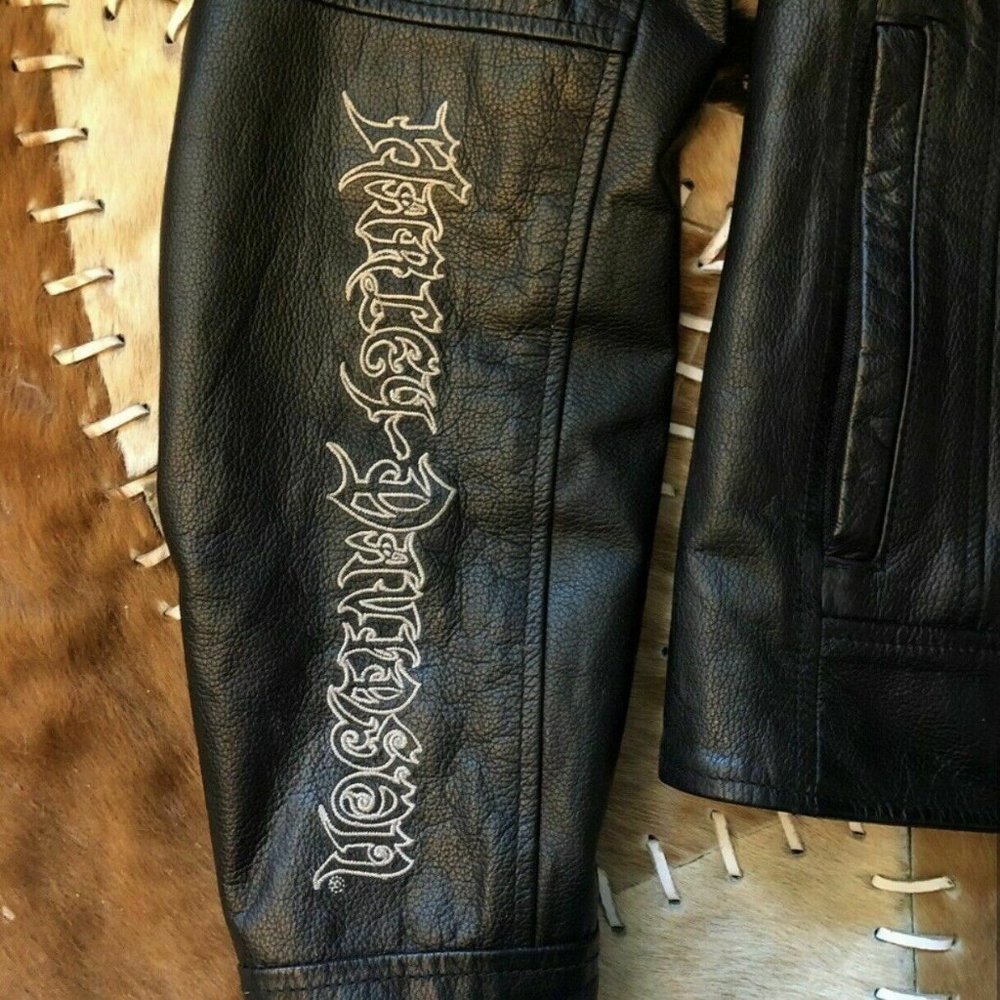 SOLD - Picture 3 of 4